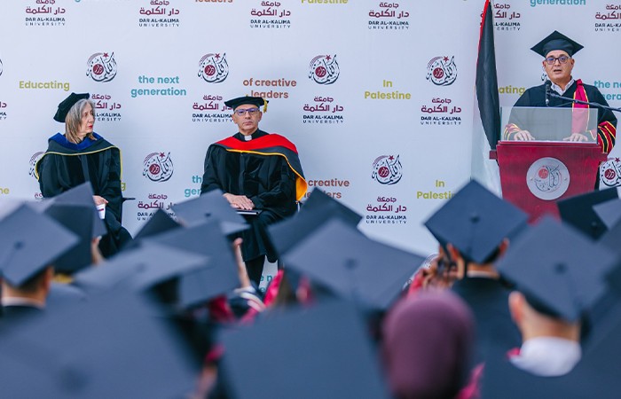 جامعة دار الكلمة تنظم مراسم تسليم الشهادات لخريجي الفوجين السادس عشر والسابع عشر من طلبتها